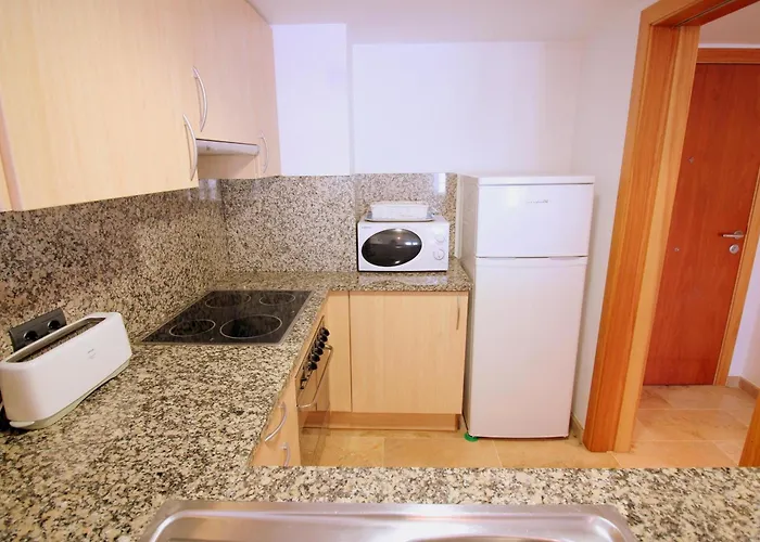 Apartament En Roses: Primera Linea De Mar, Piscina, Aire Acondicionado, Parking - Es-228-87 Roses