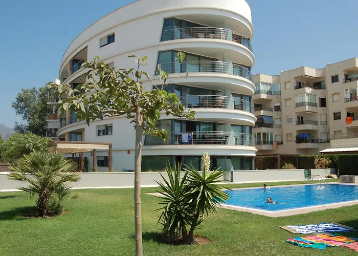 Apartament En Roses: Primera Linea De Mar, Piscina, Aire Acondicionado, Parking - Es-228-87